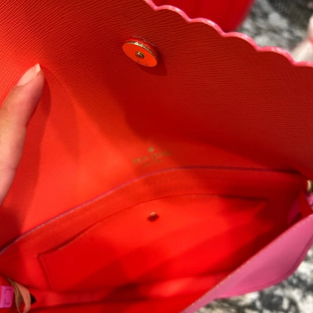 Kate Spade Pink Scallop Edge Crossbody - Picture 4 of 7